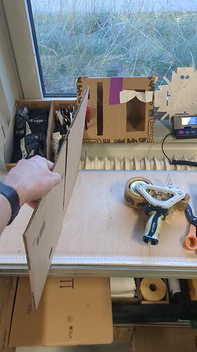 signal-2025-11-05-164332_013