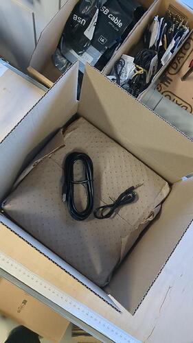 signal-2025-11-05-164332_004